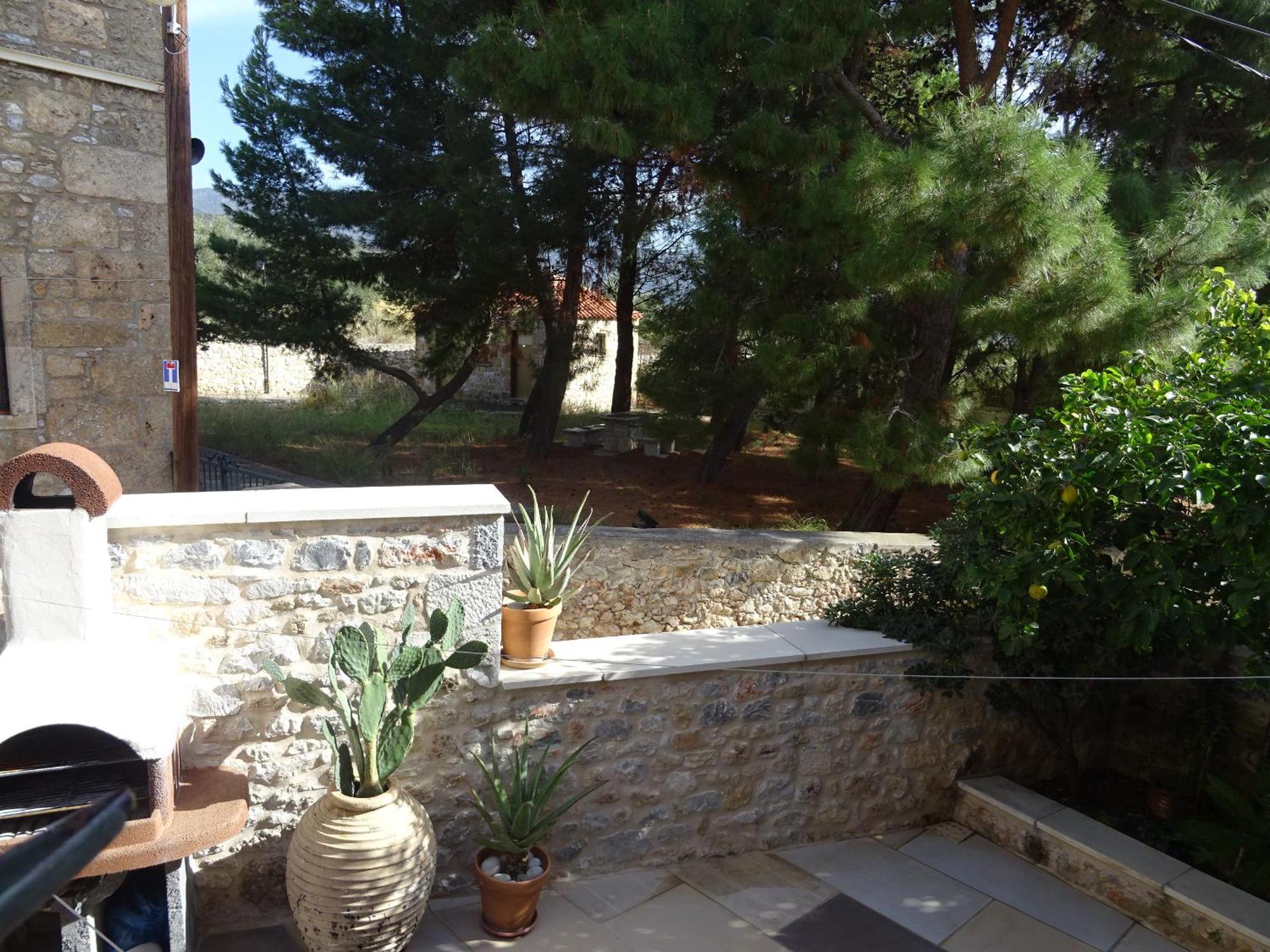 Aspasia House Oitylo Exterior photo
